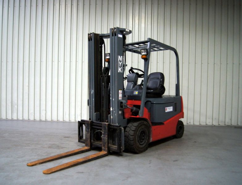 Nichiyu / NYK - FBC25PN-70