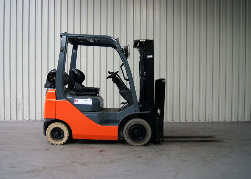 Toyota - 02-8FGF15