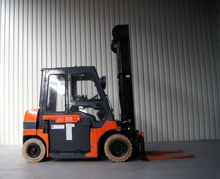 Toyota - 7 FBMF 50