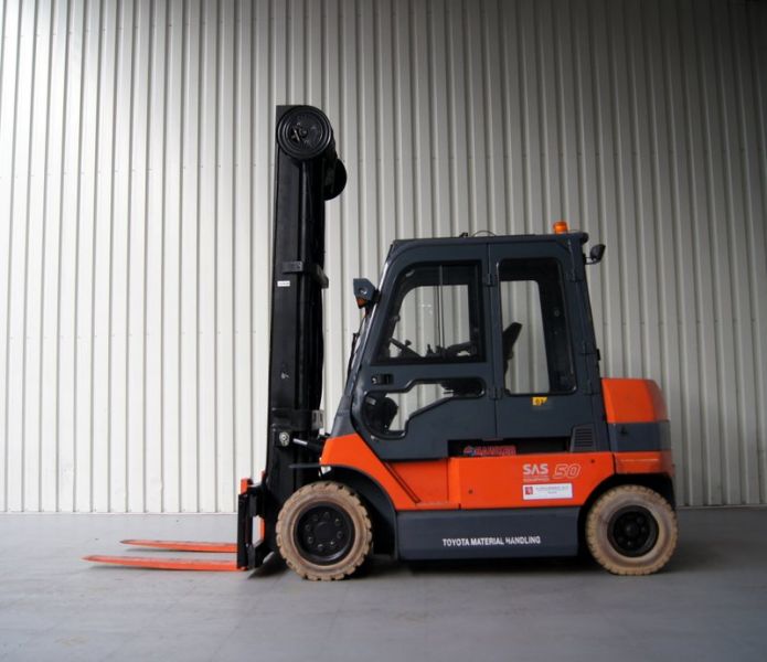 Toyota - 7 FBMF 50
