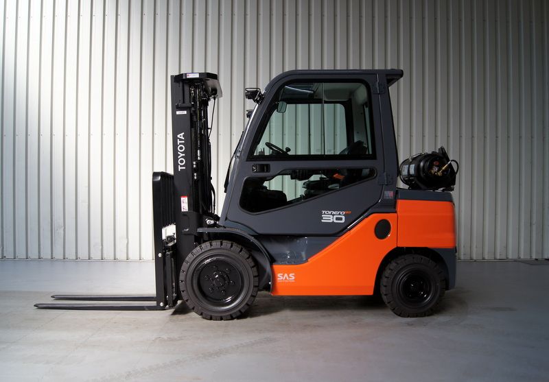 Toyota - 06-8FG30F