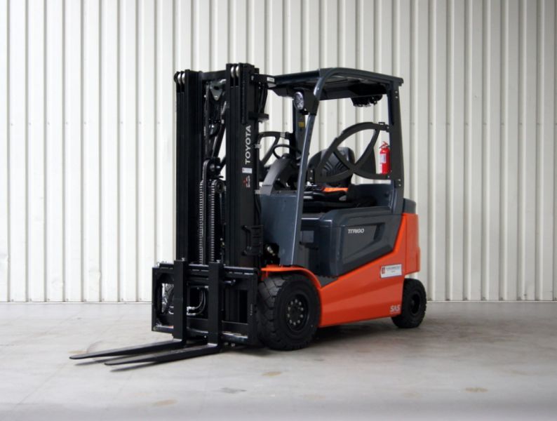 Toyota - 9FBM30T